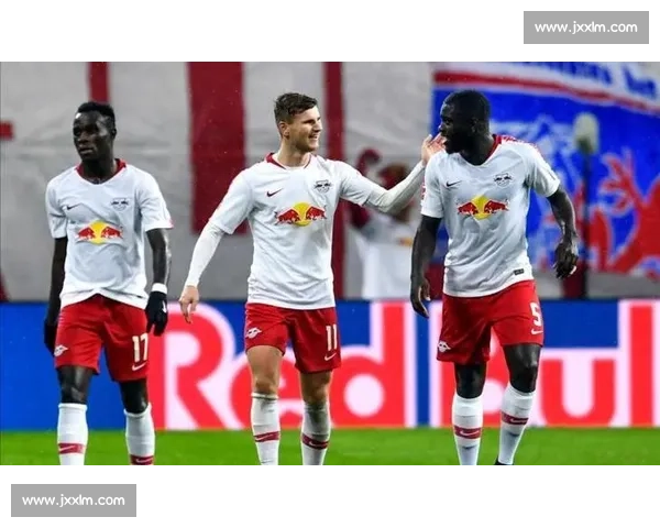 罗伯逊未来未定！利物浦左后卫将与俱乐部展开关键会谈，马竞拜仁虎视眈眈