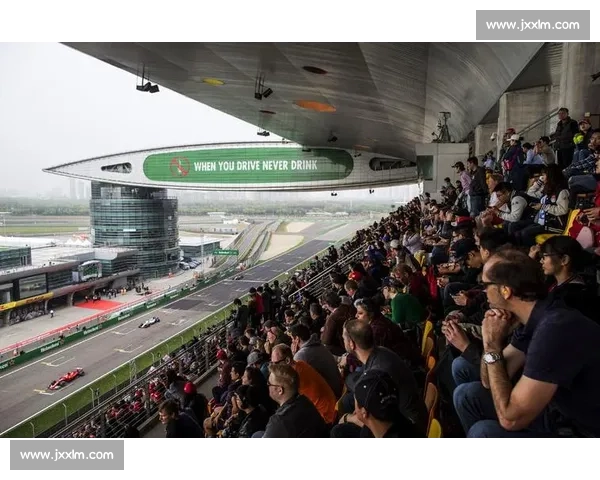 粉丝狂欢！F1电竞洲际赛的每一次胜利，都值得喝彩！